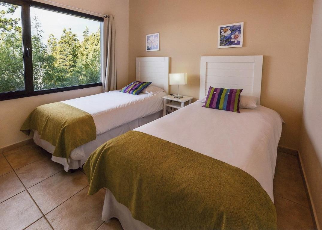 Catalonia Sur Aparts-Spa San Carlos de Bariloche Exterior photo