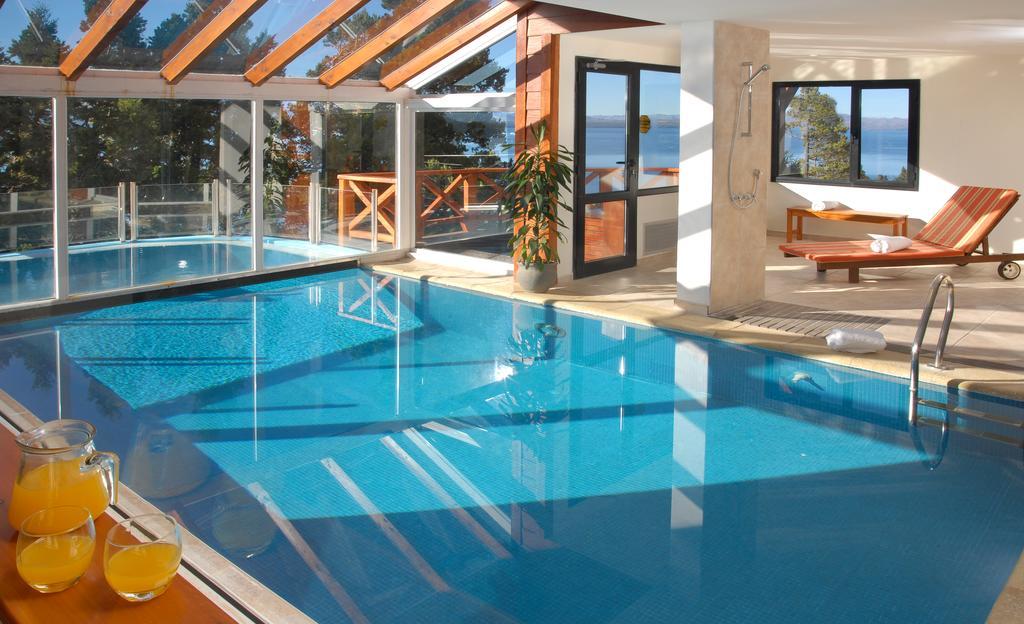 Catalonia Sur Aparts-Spa San Carlos de Bariloche Exterior photo