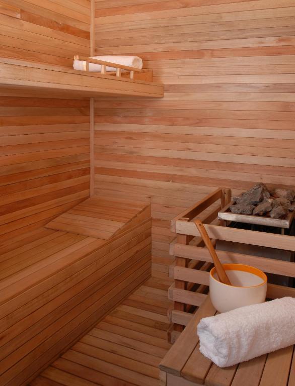 Catalonia Sur Aparts-Spa San Carlos de Bariloche Exterior photo
